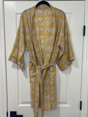 100% Cotton, Yellow & Cream, Paisley Robe